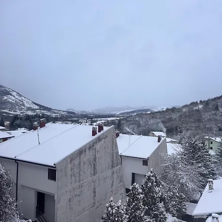 La Casa Nella Pinetina *