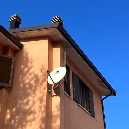 La Casa Nella Pinetina شقة *