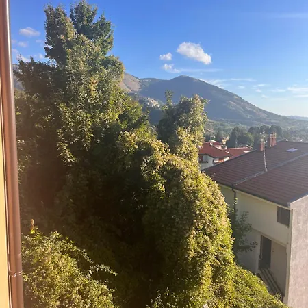 La Casa Nella Pinetina *