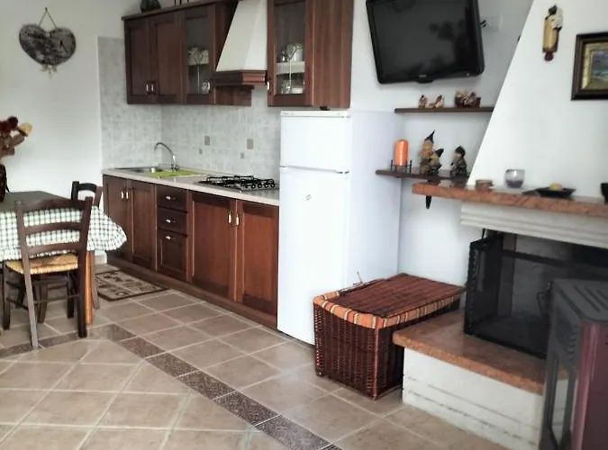 Апартаменты La Casa Nella Pinetina *